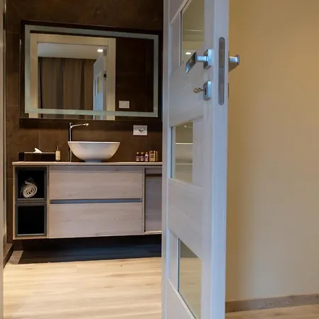 Divino Deluxe Bed & Breakfast
