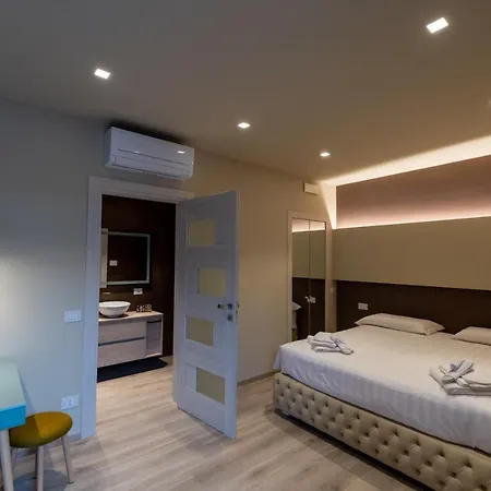 Divino Deluxe Bed & Breakfast Sabbio Chiese